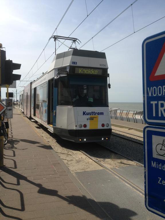 Raversijde With Sea View Apartment Ostend